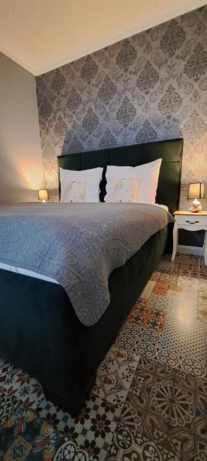Apartman Sv. Urban 布拉迪斯拉发 外观 照片
